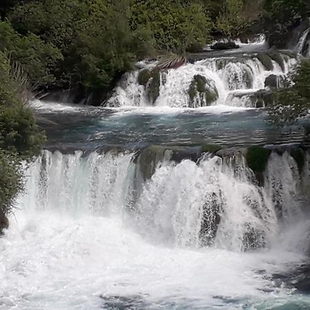 Kuce Za Odmor Brkic Daire Lozovac Dış mekan fotoğraf