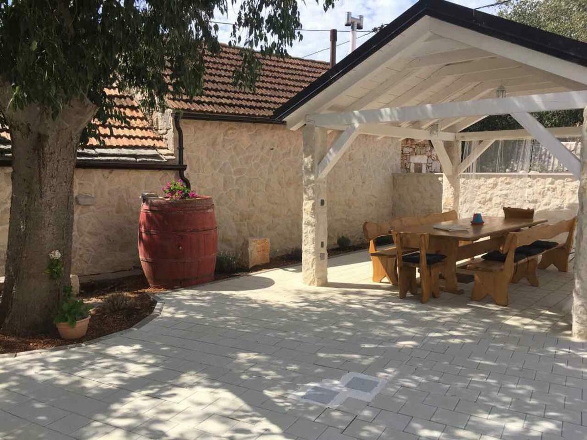 Kuce Za Odmor Brkic Daire Lozovac Dış mekan fotoğraf